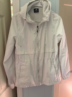 New Balance Women's White Hooded Utility Windbreaker Jacket